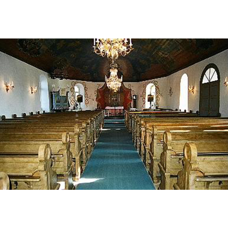 Photo caption: "Långhuset i Hajoms kyrka sett mot koret, från V."