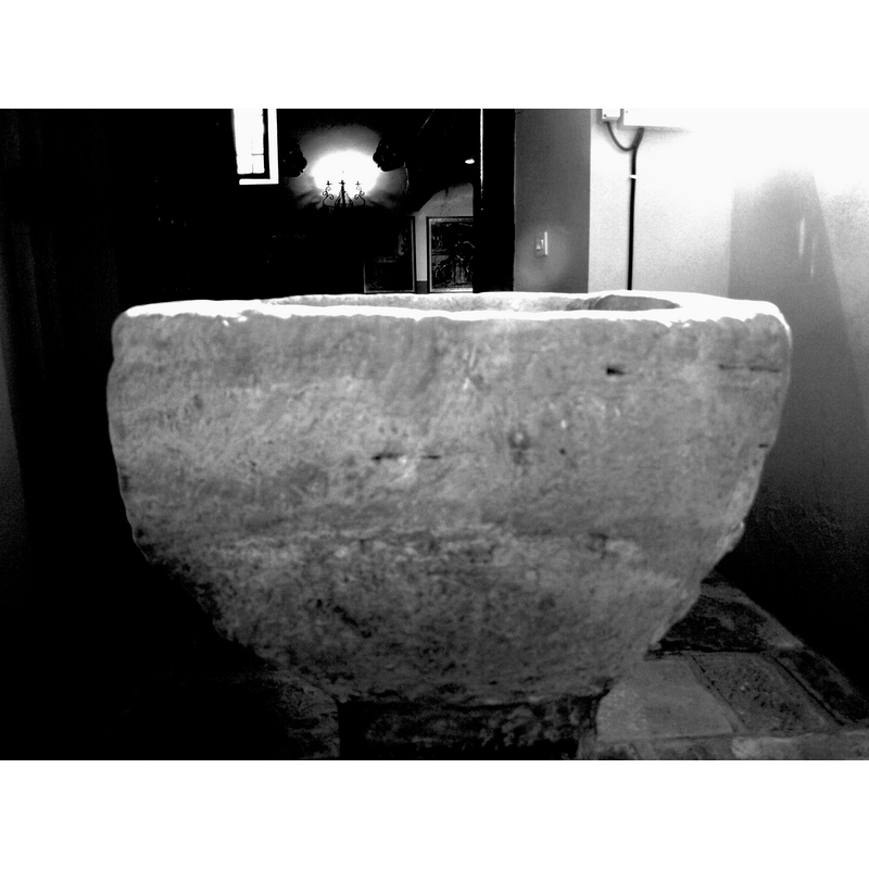 this back side was originally against the wall [cf. FontNotes]