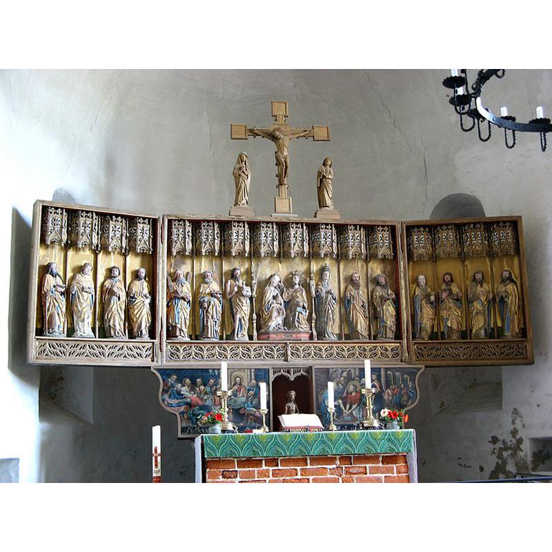 Photo caption: "Altar der Kirche / Altar der Kirche St. Johannis in Nieblum"