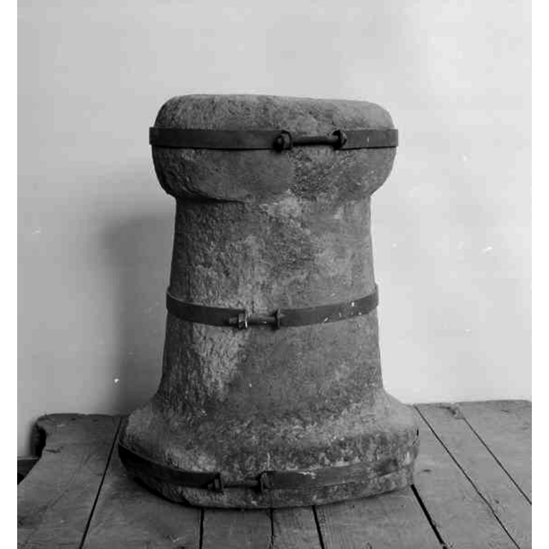 after the 1921 fire and 1926 restoration -- Photo caption: "Jörlanda kyrka, Bohuslän, byggd? nedbrann 1921. Foto 1920."