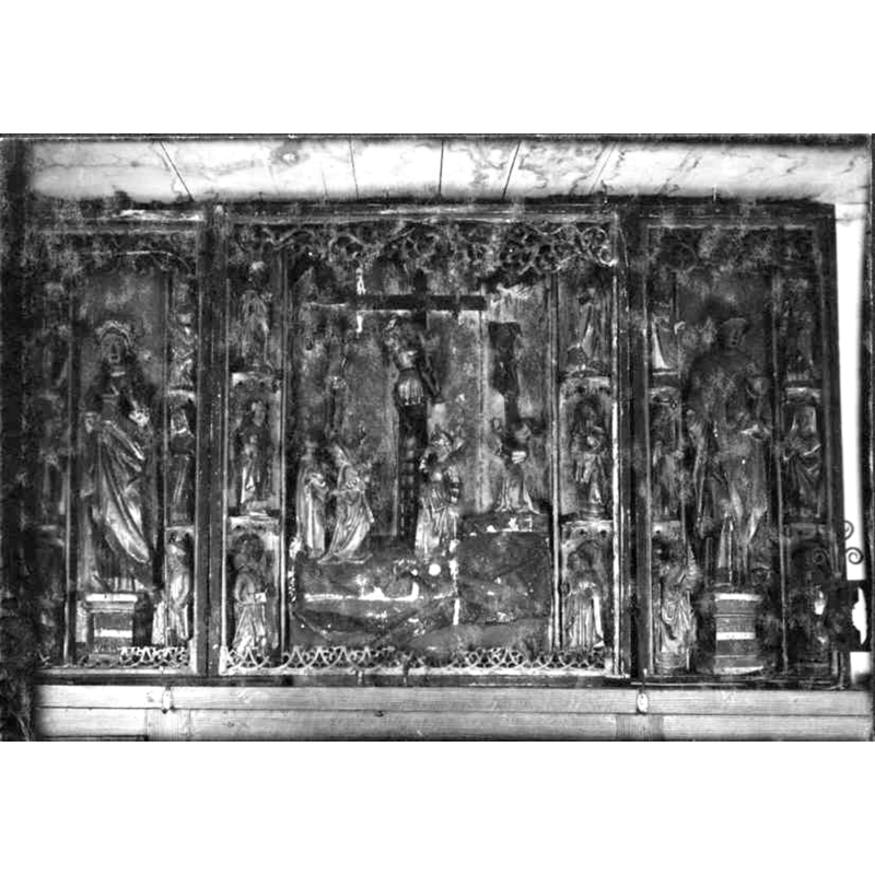 retable with wooden figures of the 15th century -- shown here in 1957, after restoration