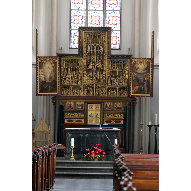 the main altar and retable