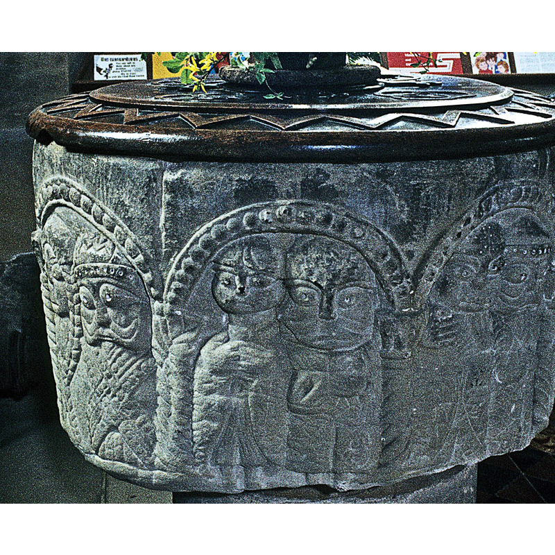 the figure on the left, centre arch in this image [side is labelled Bay 1 in the CRSBI entry -- cf.FontNotes]