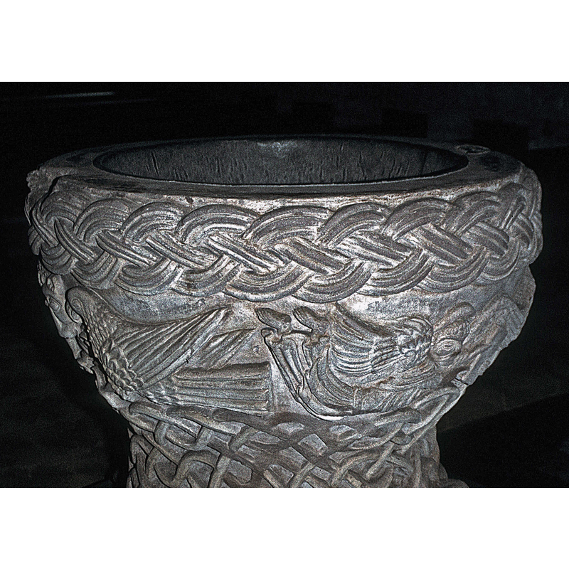 John's eagle on the left; Matthew's angel on the right