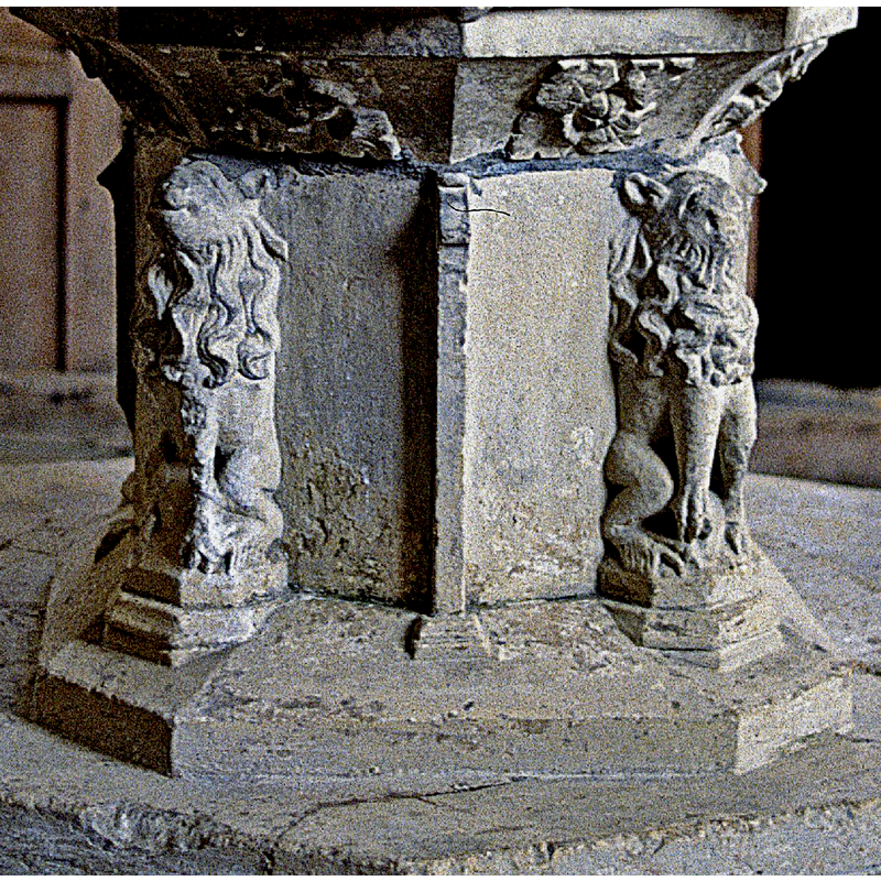head at the angle, wings spread over the sides of the upper level of the underbowl chamfer