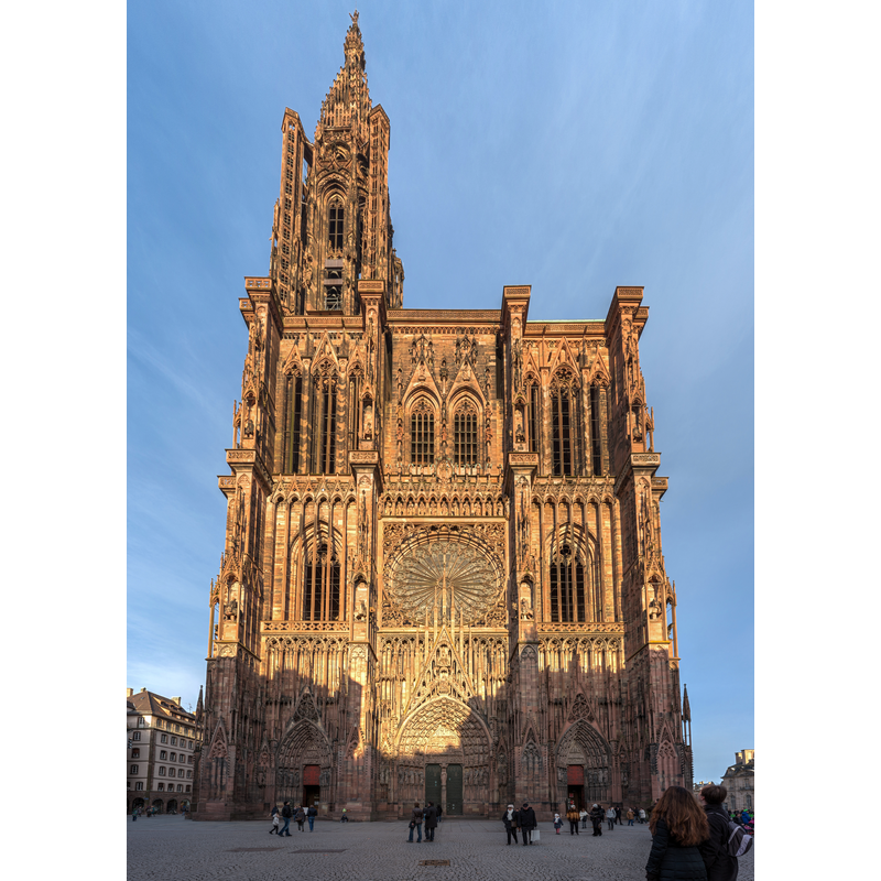 the west view of the cathedral and its square from rue Mercière