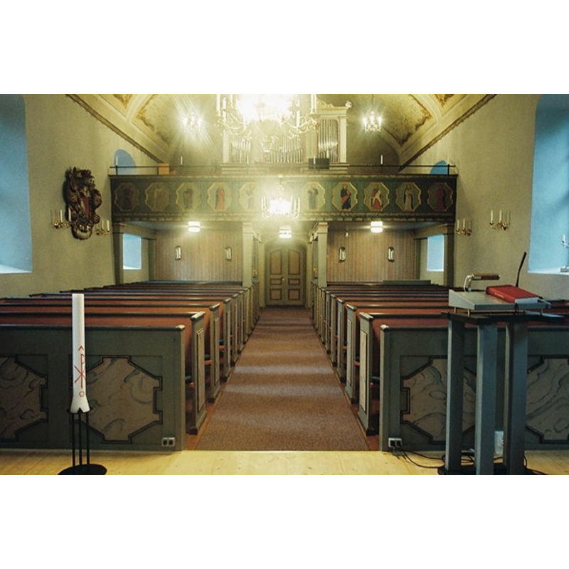 the font, not visible here, is located just to the left of the Pascal candle
