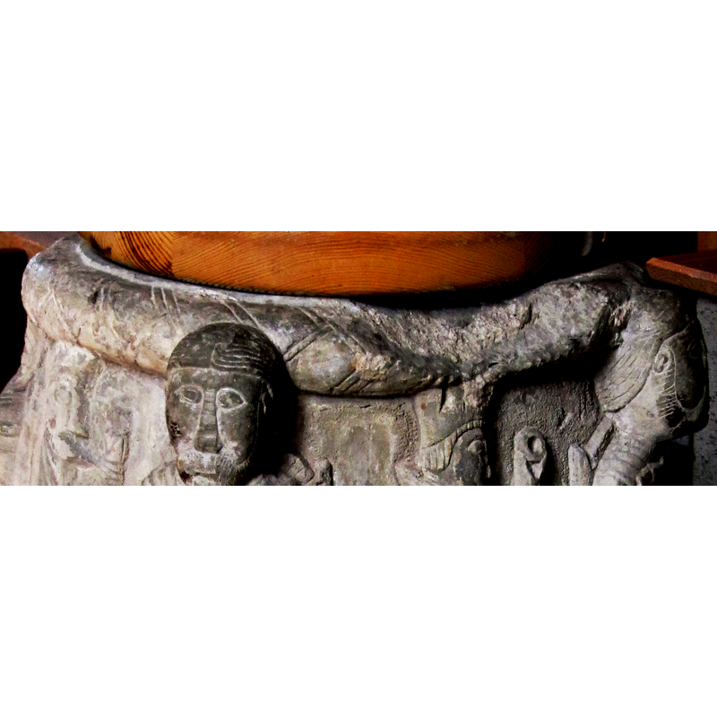 notice the substantial damage between the heads of Abraham (left) and Peter (right)