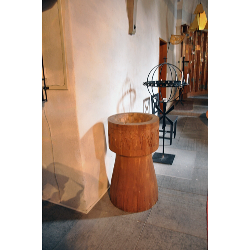 the modern wooden font