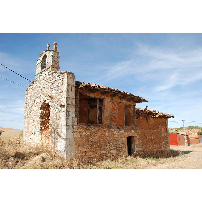 the ruins of the rural chapel of San Roque, in the lower part of the village