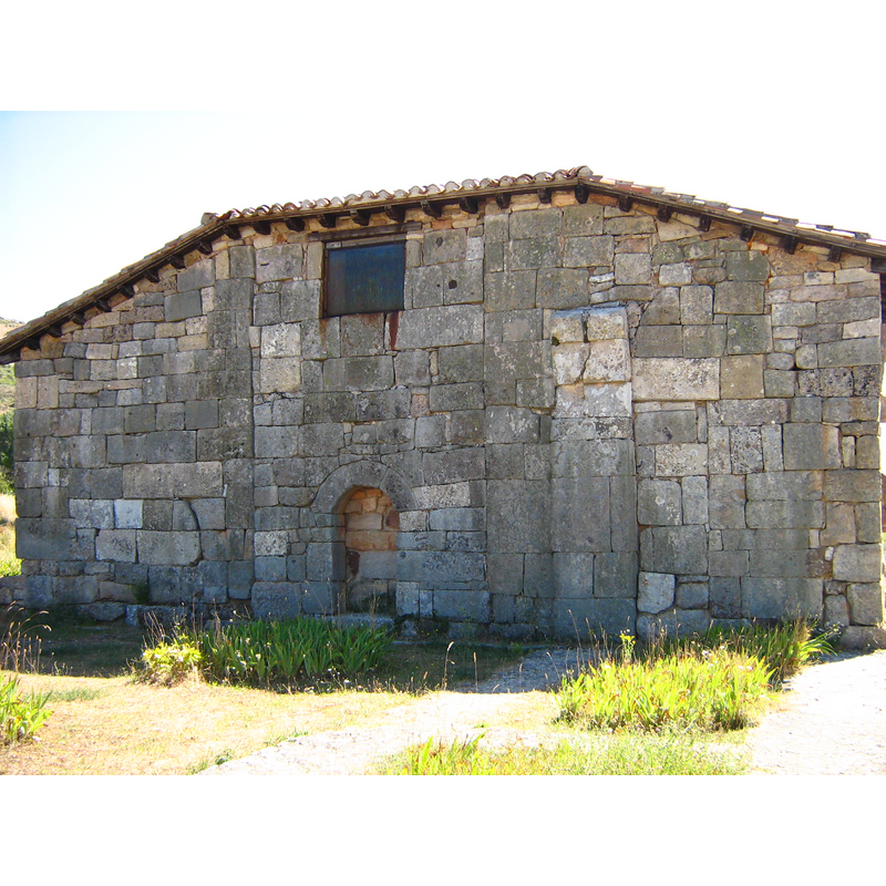 Source caption: "A front view of the church of Santa Maria de Lara"