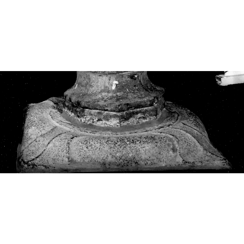at the corners of the lower base that has survived from the Romanesque original font here [cf. FontNotes]