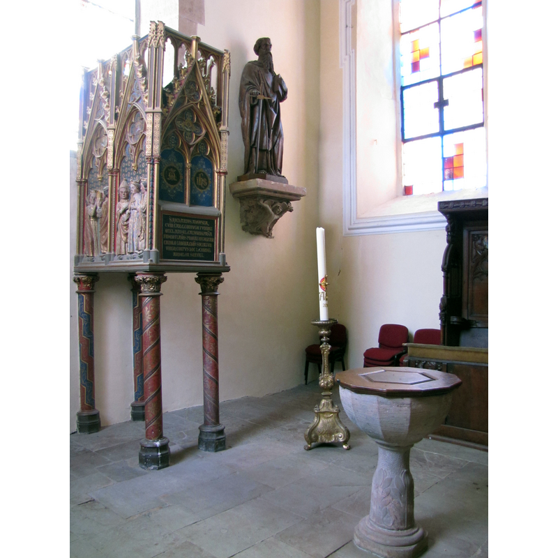Source caption: "Alsace, Bas-Rhin, Eglise romane Saints-Pierre et Paul dite Sainte-Richarde, Mobilier (baptistère, chandelier pascal, châsse de Sainte-Richarde)"