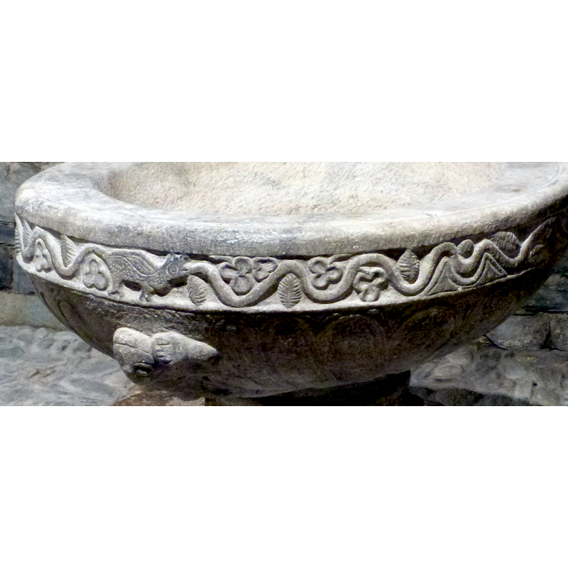 of various types along the band of decoration
