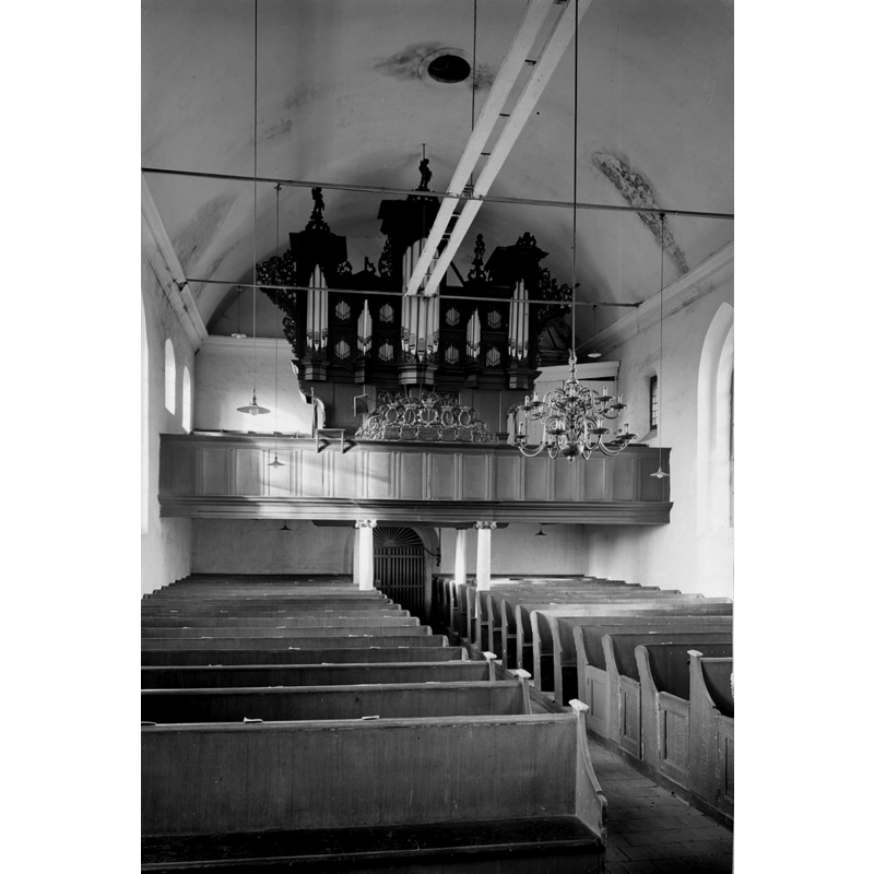 December 1940; no font in sight at this end either
