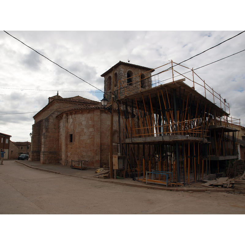 the new construction was being added to the east end of the church; kegally allowed on the strencth of an earlier attachment to the apse, still an unforgivable aberration