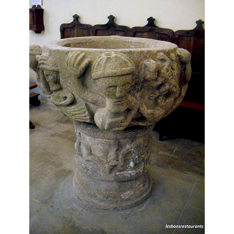 this photograph shows that the basin has been shifted on the pedestal base; in the earlier Palissy photograph of 1994 the rabbit or hare on the base was directly below the large preaching (?) figure