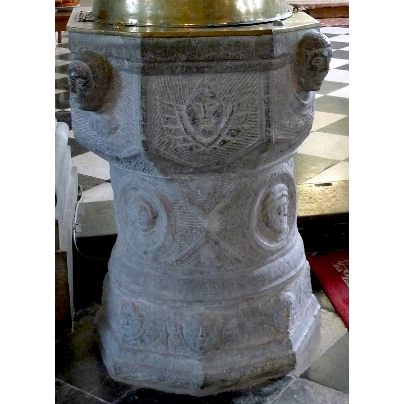 carved on alternate sides of the basin