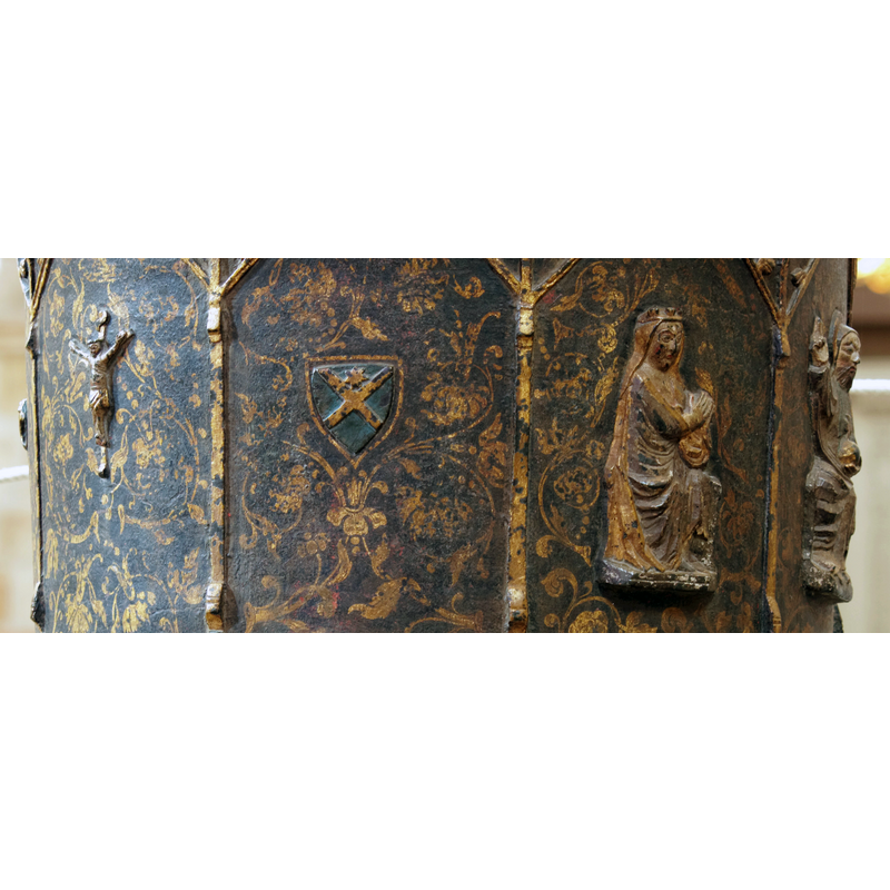 facing partly towards the right; Christ in Majesty is in the next arch to the right
