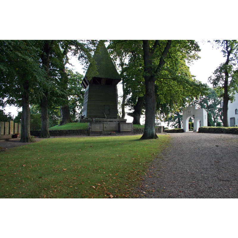 Glockenturm / Glockenstapel -- the lych-gate and the east end of the church are visible on the right