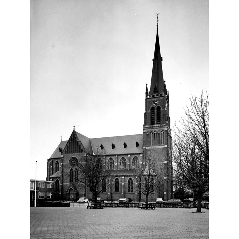 the 19th-century R.C. church in Sint Nicolaasga