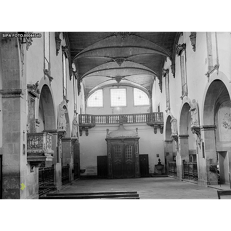 the later font and cover are visible at the far [west] end, right [north] side