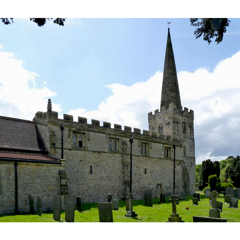 Source caption: "St Mary's Church, East Leake. The north wall of the nave shows the original 12th century stonework and small windows, and includes herringbone masonry in the eastern nave bay. The clerestory is a 15th century addition."