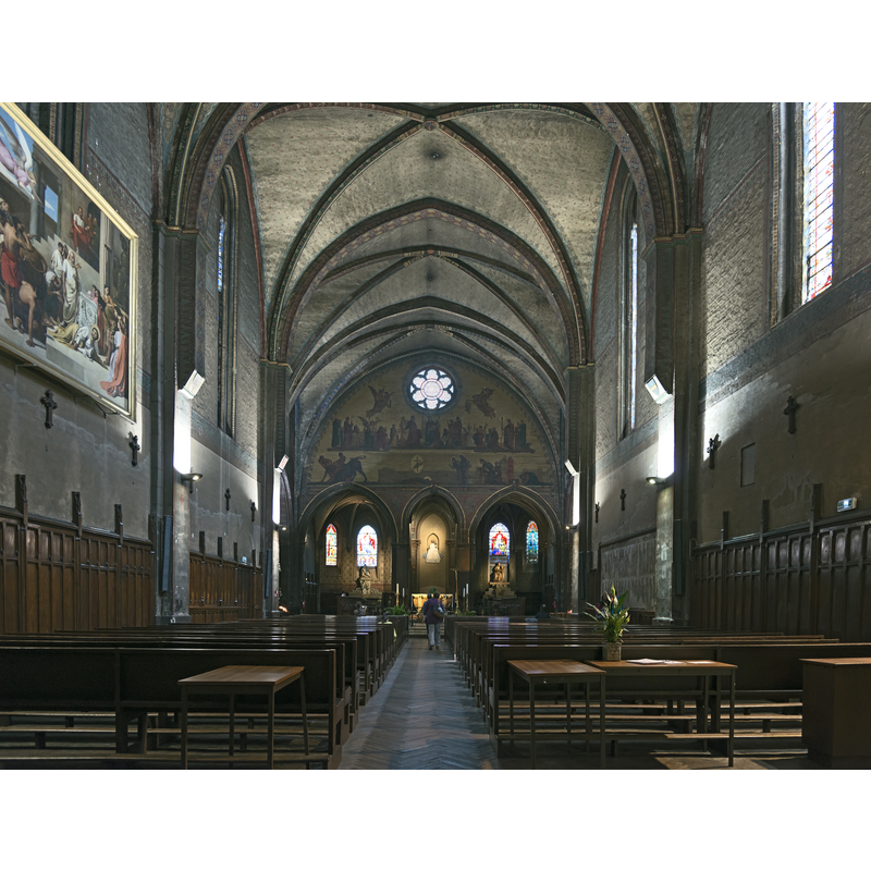 the frescoes in the tympanum of the main chancel arch, and the painting on the north wall, are related to the mid-13thC martyrdom of St. Saturninus, first bishop of Toulouse; the legend has him dying at the very site where the cathedral was later built