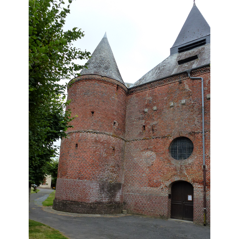 Source caption: "Rocquigny (Ardennes) église St.Christophe, tour à gauche de l'entrée"