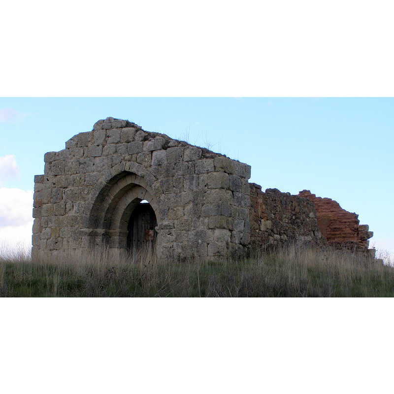 Source caption: "Ermita de Castarruyo, Castarroyo o Castro Rubio, dedicada a San Martin. Ubicada en el término de Sandoval de la Reina (Burgos - España)"