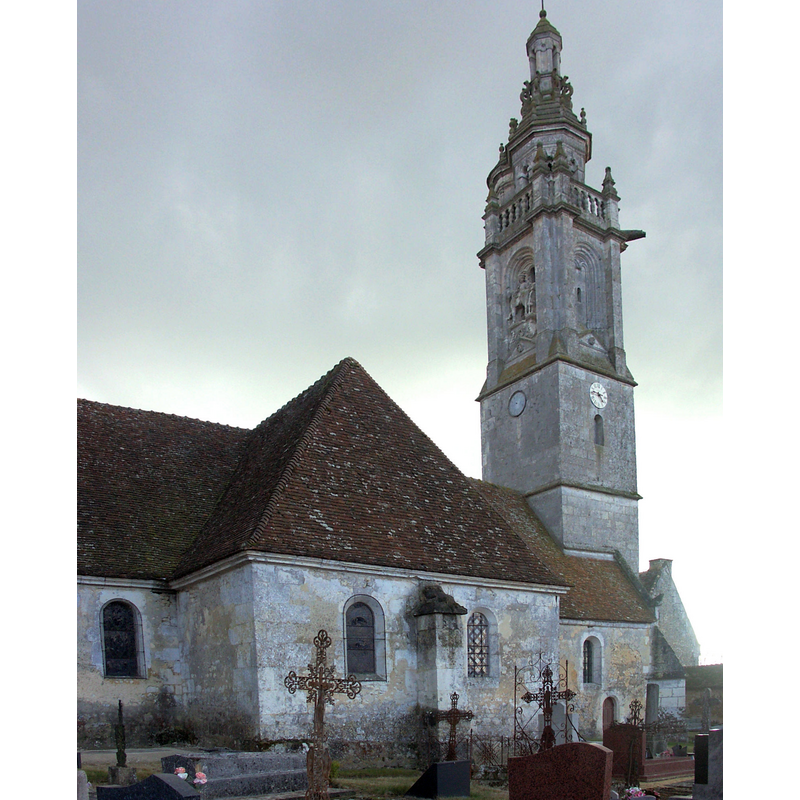 Source caption: "Dans la première moitié du 17e s une tour-clocher (CMH 1905) et deux chapelles latérales embellissent l’église à l’origine romane. Vue du nord."