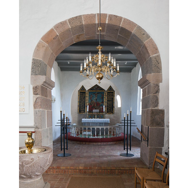 with the old font in the foreground, left [north] side