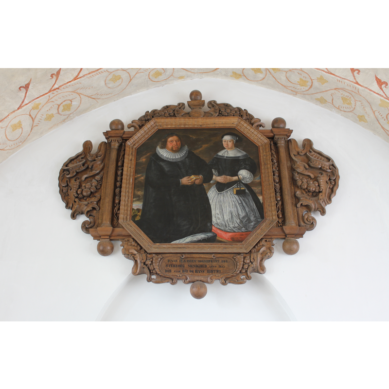 above the painting of Hans Claussen, parish priest