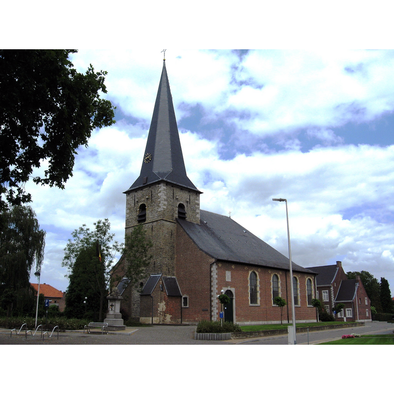 the present Sint-Vedastuskerk in Hoepertingen, Borgloon, Limburg, Belgium