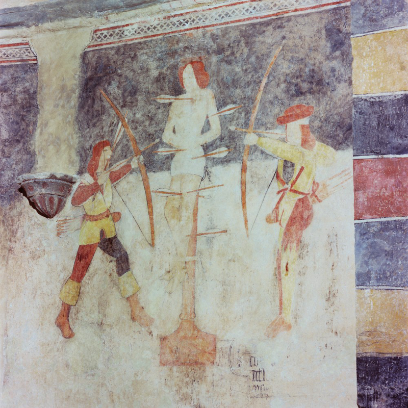Source caption: "L’église a conservé celles de saint Cloud, qui possède une chapelle où subsistent des fresques du XIVe siècle représentant la Charité de saint Martin, saint Georges et le dragon et le martyre de saint Sébastien."