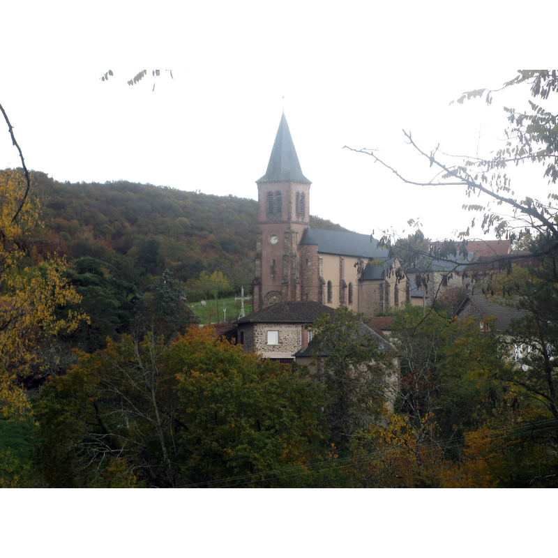 the modern building that replaced the demolished medieval church --  "détruite et reconstruite au village de Longueville. Le nouvel édifice, de style néo-roman dû à l’architecte Hulot, fut consacré le 17 octobre 1875, sous le vocable de saint Basile de Césarée" [source: Eglises de Corrèze [http://eglises.de.correze.online.fr/] [accessed 8 March 2017]]