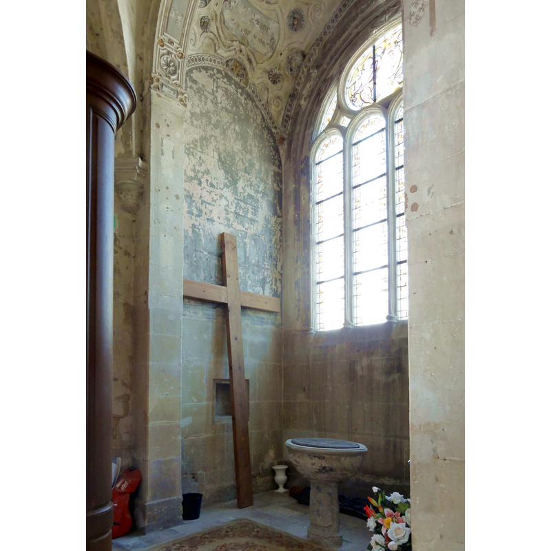 Source caption: "église_Saint-Étienne,_bas-côté_nord,_chapelle_de_la_1ère_travée".