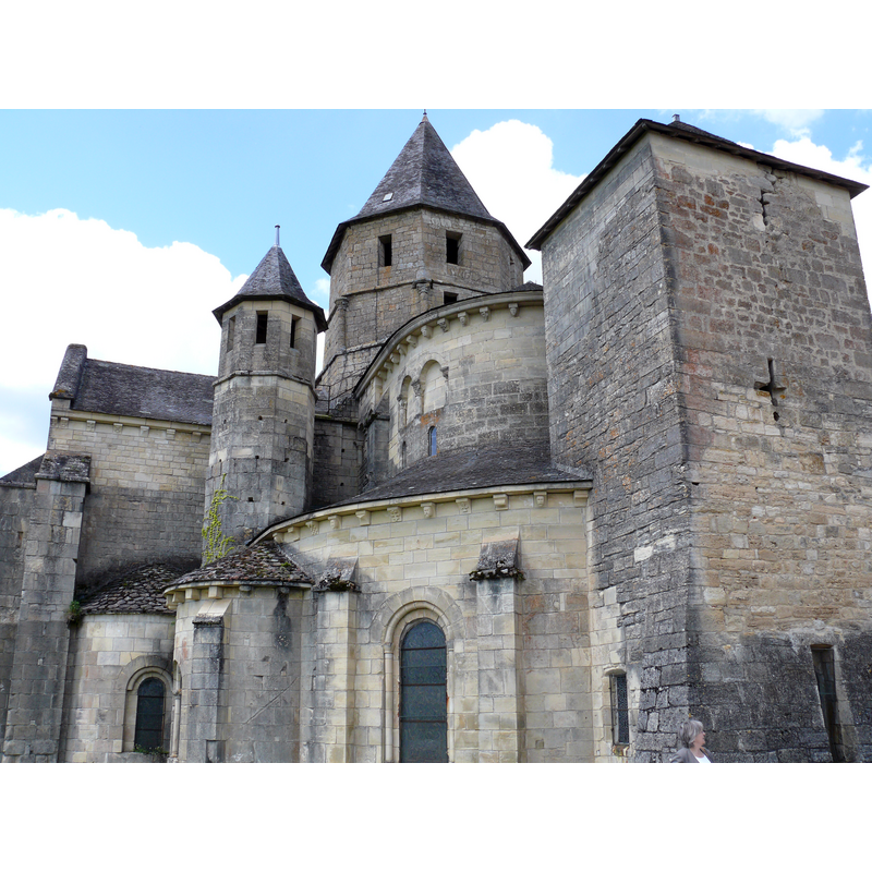 Source caption: "Saint-Robert - Eglise Saint-Robert - Chevet"