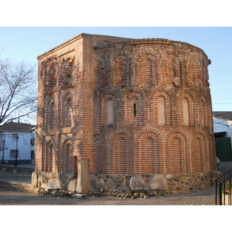 the so-called "Abside de los Milagros", all that remains of a disappeared church in Talamanca del Jarama