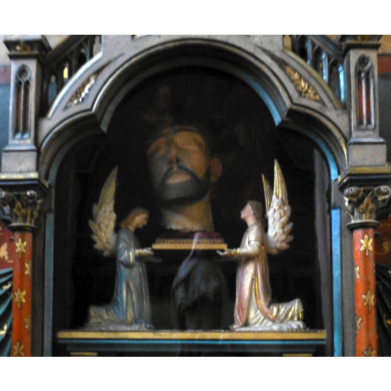 the Chapelle des trois gouttes de sang