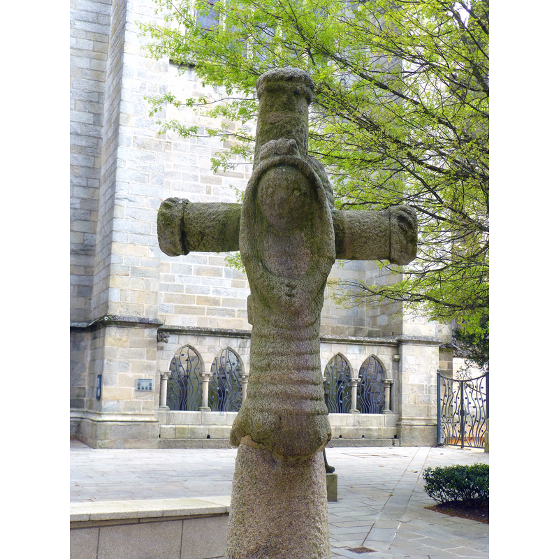 granit 15thC? calvary ptobably from Gouesnac'h, Finistère [Museum ref.: R. 983.106]