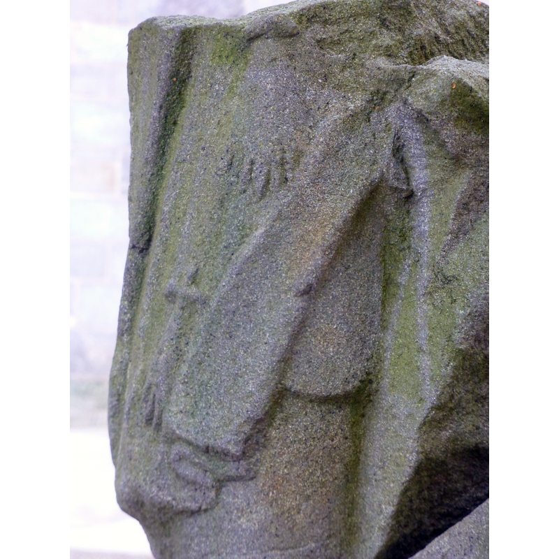 fragment of a 15thC granit statue identified as the legendary king Gradlon or Jean V, formerly in the cathedral of Quimper [Museum ref.: R.983.124]