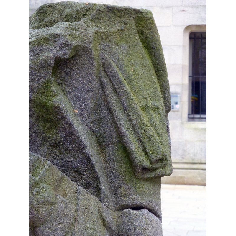 fragment of a 15thC granit statue identified as the legendary king Gradlon or Jean V, formerly in the cathedral of Quimper [Museum ref.: R.983.124]