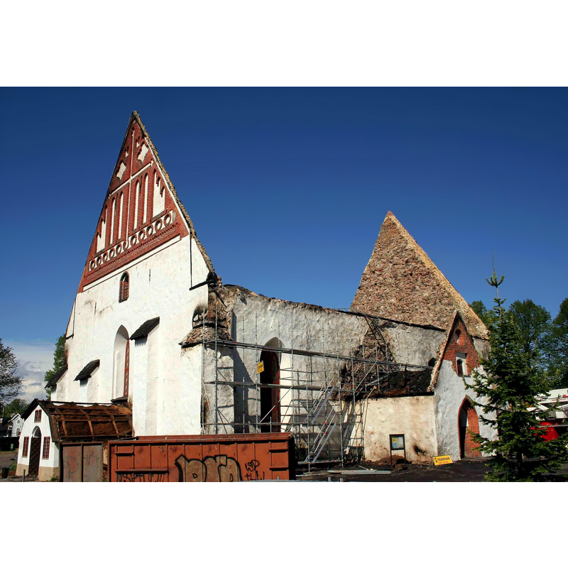 Source caption: "The Porvoo Cathedral in Porvoo, Finland after arson of 2006-05-29. The church was originally built in 13th century and enlarged to the present form in 1414–1418 during the end of the Catholic era."