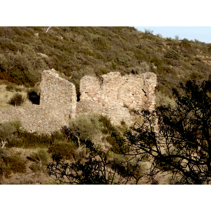 the ruins of old Saint-Paul de Calce -- Source caption: " L'església vella de Sant Pau de Calce"