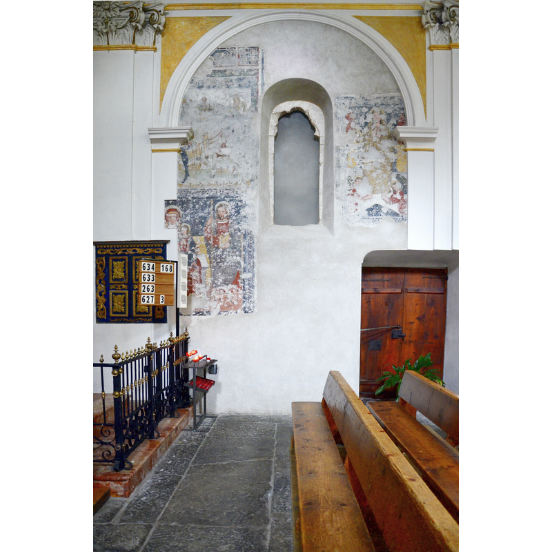 some frescoes remain, like this partial one, on the south wall of the nave, towards the east end of the nave