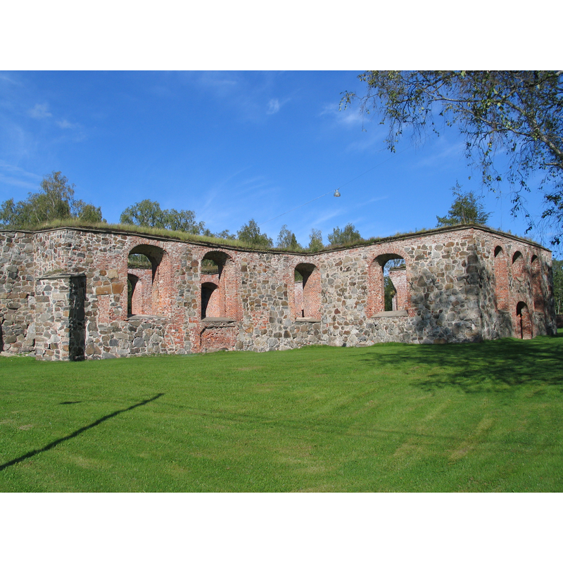 Source caption: "Ruins of Saint Mary Church in Old Vaasa, Finland." [i.e. the old church of Mustasaari / Korsholm]