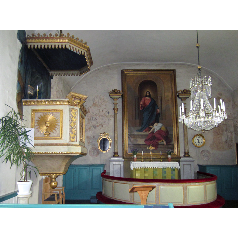 the mid-14thC rood, which is not visible in this photograph, is described is described by Åsa Ringbom in Kyrkor.ax [www.kyrkor.ax/kyrkor/eckero-kyrka/] [accessed 11 August 2017]: "Från 1300-talets mitt härstammar även det lilla krucifixet som numera hänger på norra långväggen."