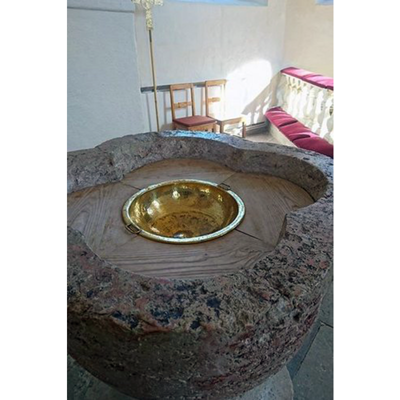 with the wooden insert that supports the baptismal dish