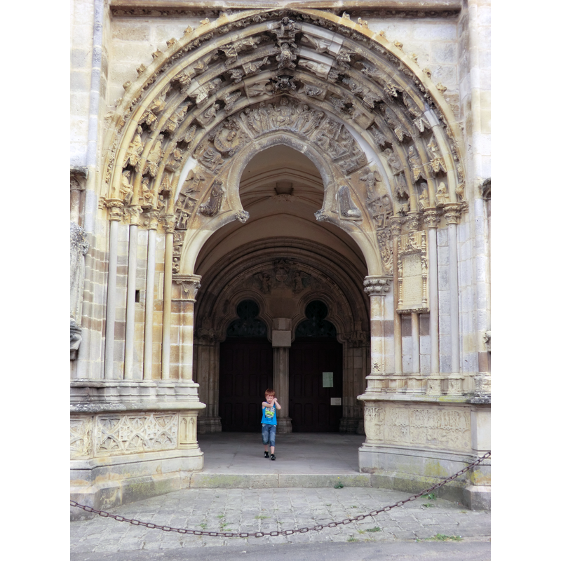 the Gothic church that replaced the original 11thC church destroyed by the Protestants in the 16thC